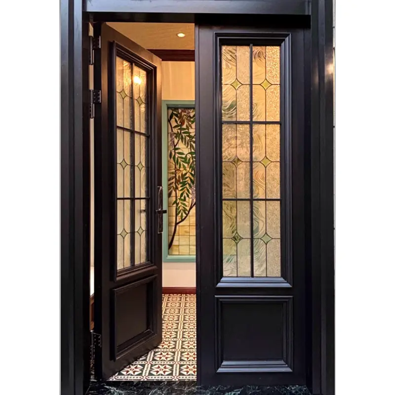 Dörrar i konstnärlig design av aluminiumlegering